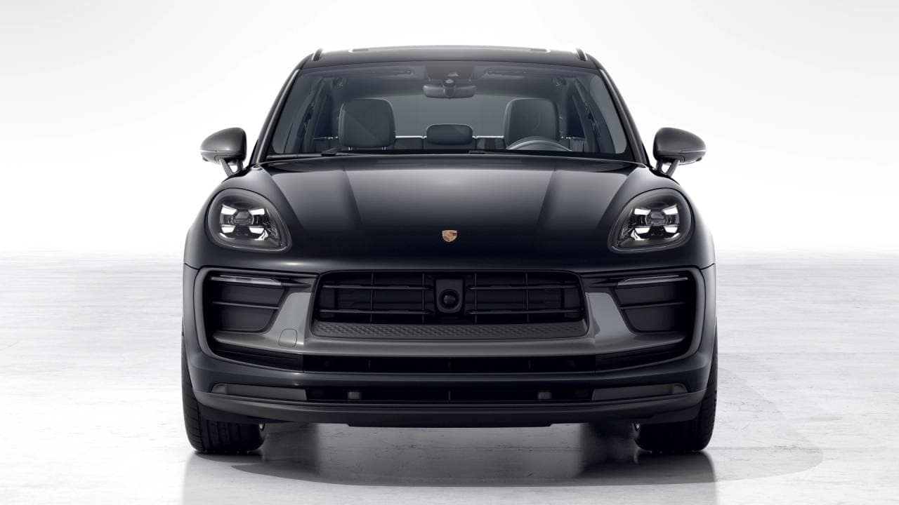 Thumbnail: 2026 Porsche Macan - 8