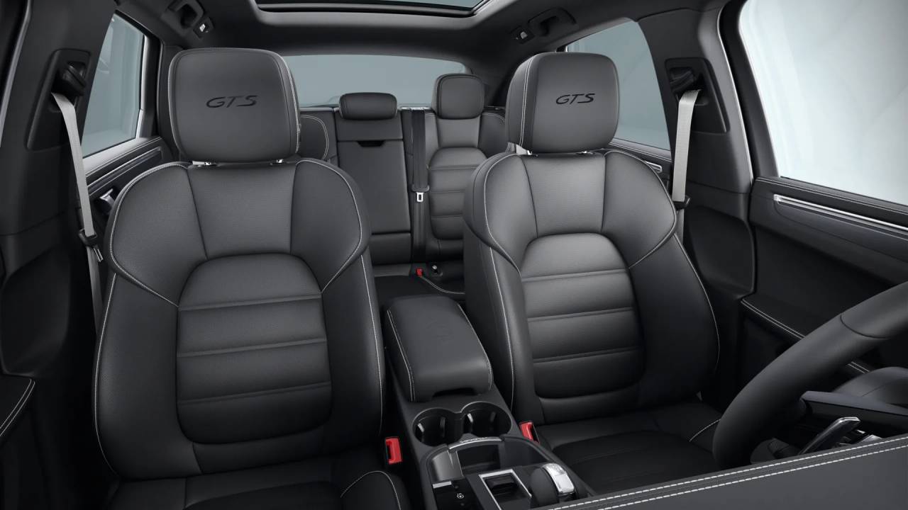Thumbnail: 2026 Porsche Macan - 11