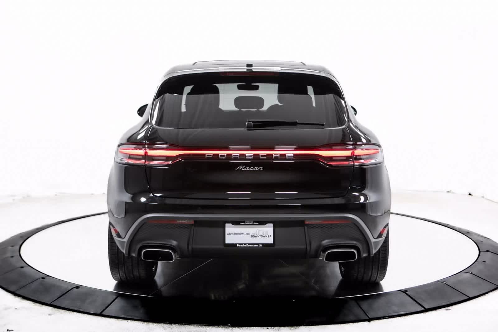 Thumbnail: 2025 Porsche Macan - 6