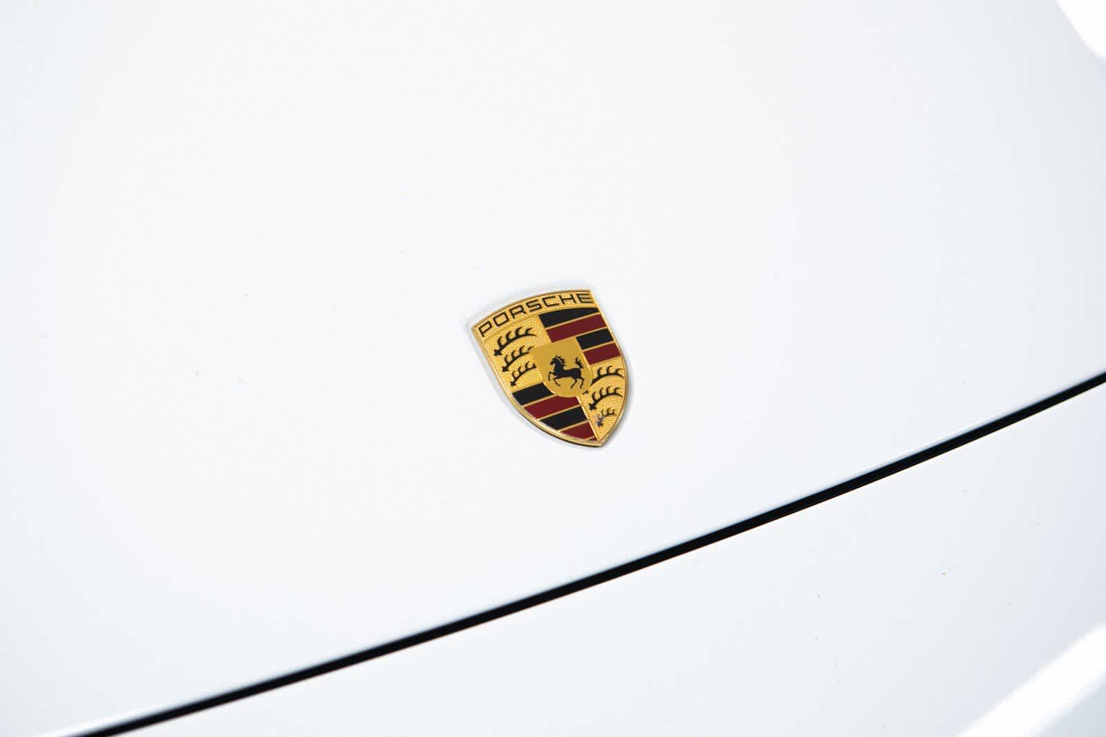 Thumbnail: 2023 Porsche Panamera - 33