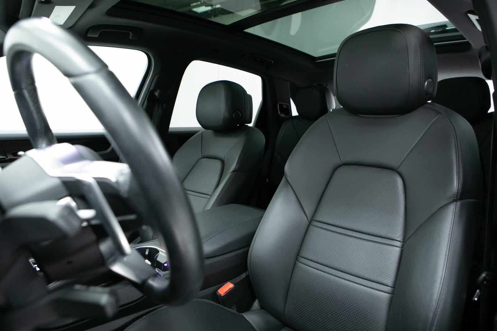 Thumbnail: 2022 Porsche Cayenne - 5