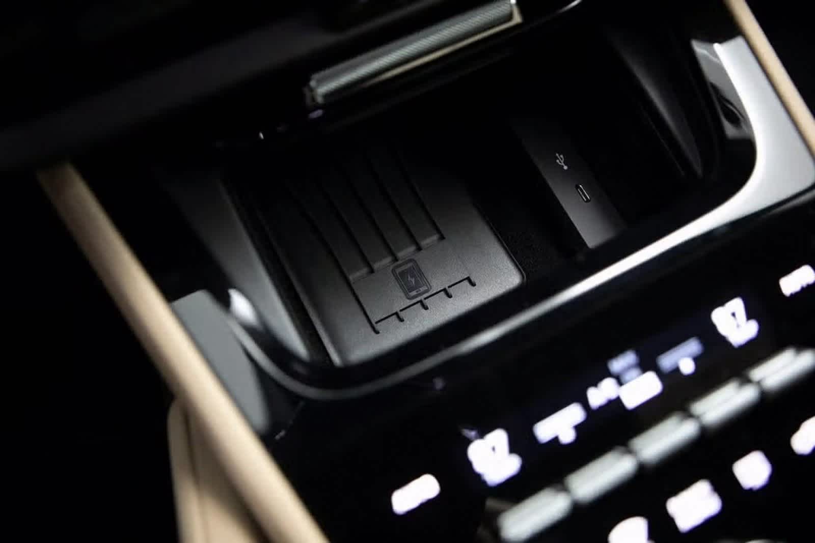 Thumbnail: 2025 Porsche Cayenne - 23