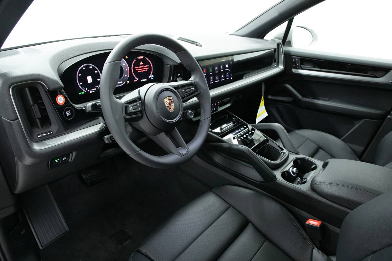 Thumbnail: 2025 Porsche Cayenne - 7