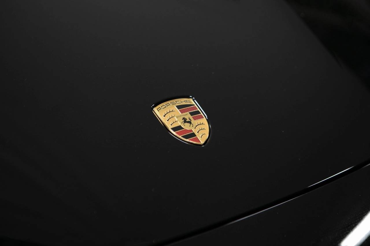 Thumbnail: 2026 Porsche Taycan - 13