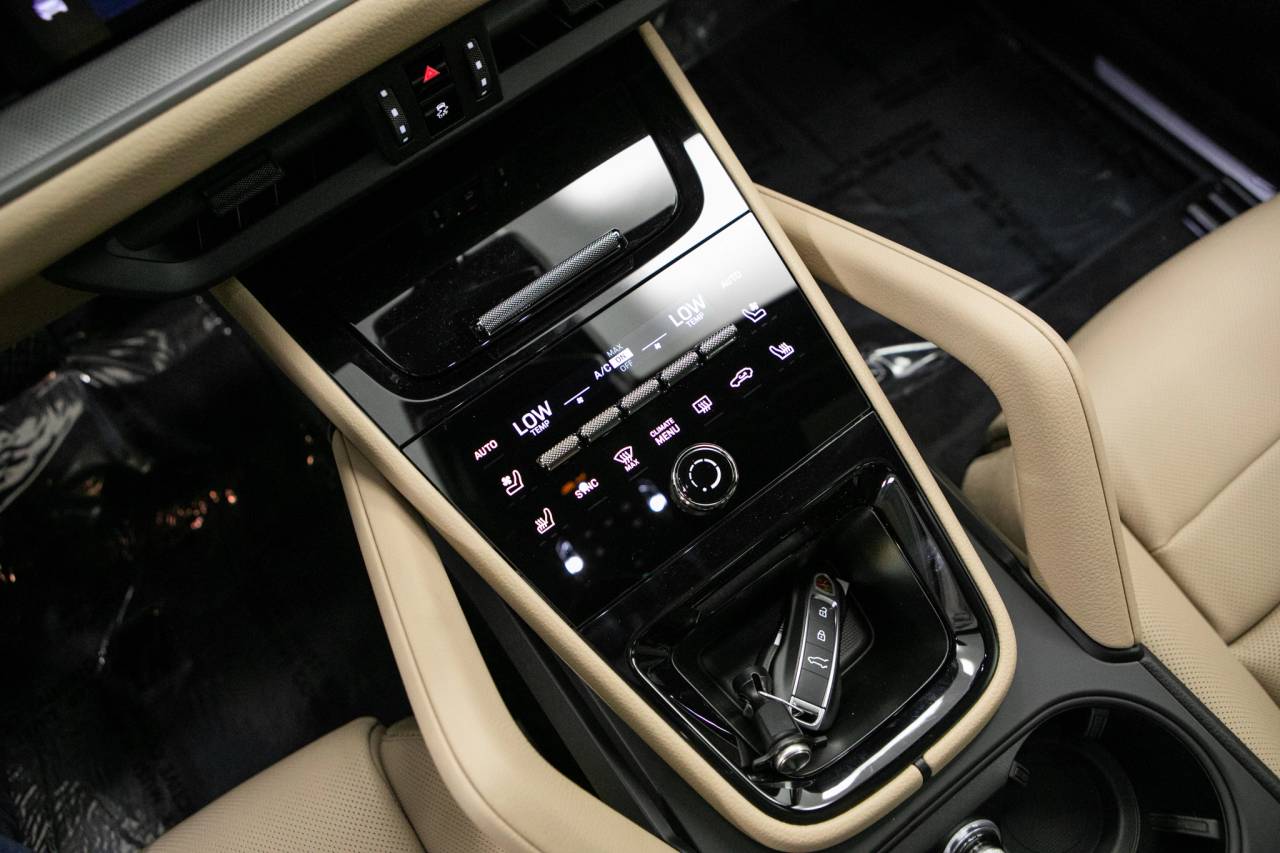 Thumbnail: 2026 Porsche Cayenne - 27