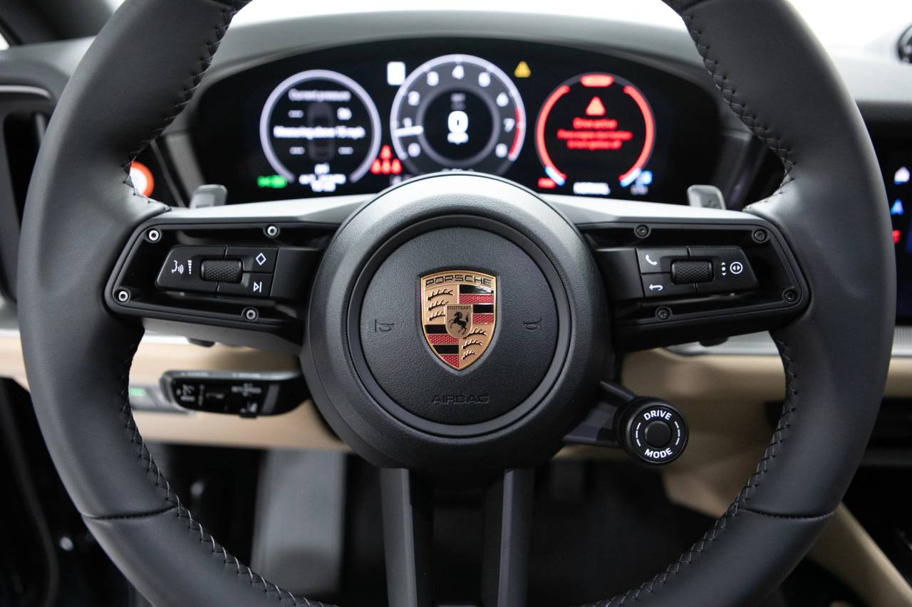 Thumbnail: 2026 Porsche  - 21