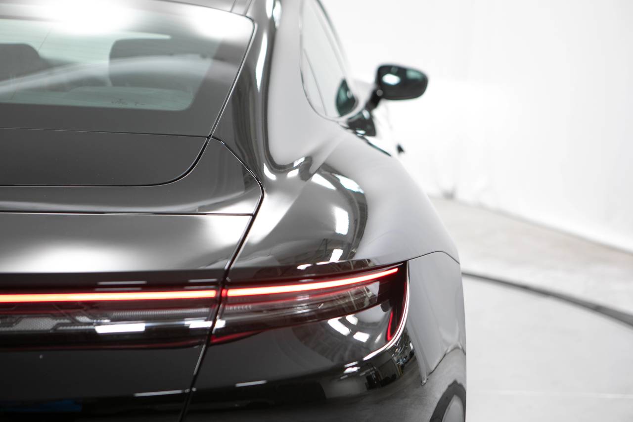 Thumbnail: 2025 Porsche Taycan - 20