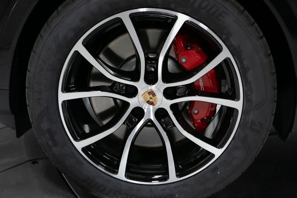 Thumbnail: 2025 Porsche Cayenne - 11