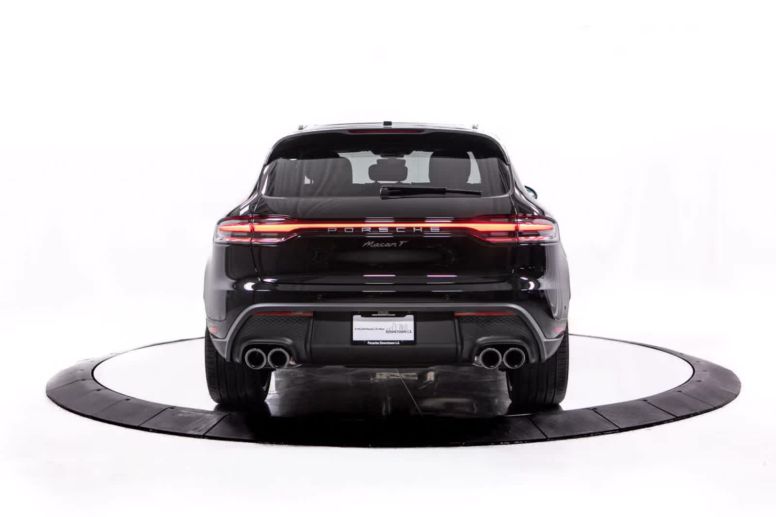 Thumbnail: 2026 Porsche Macan - 6