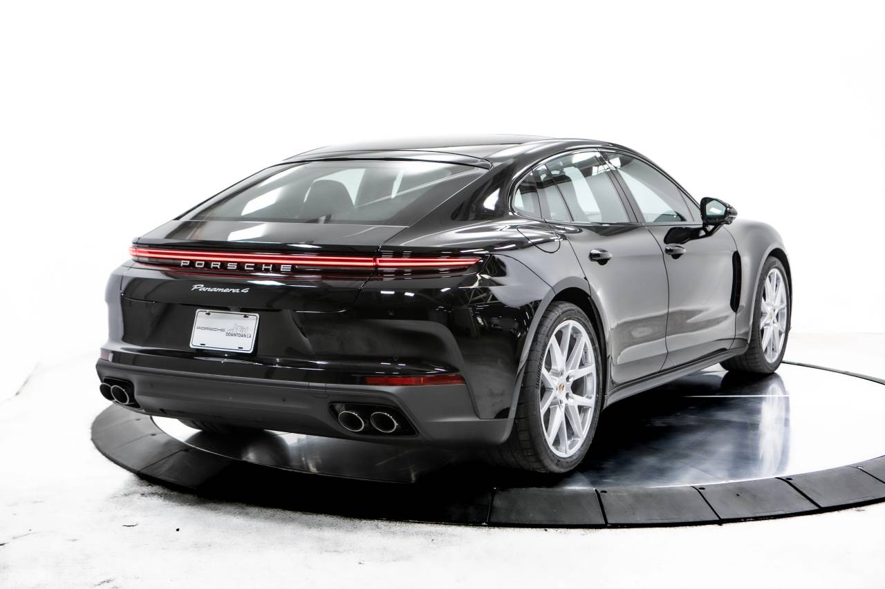Thumbnail: 2025 Porsche Panamera - 5