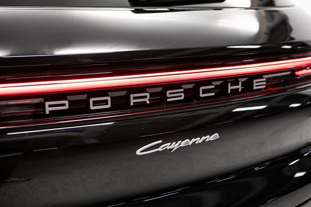 2024 Porsche Cayenne  4