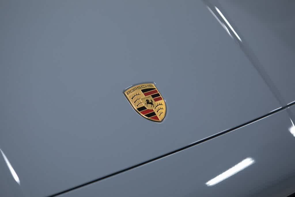 Thumbnail: 2025 Porsche  - 20