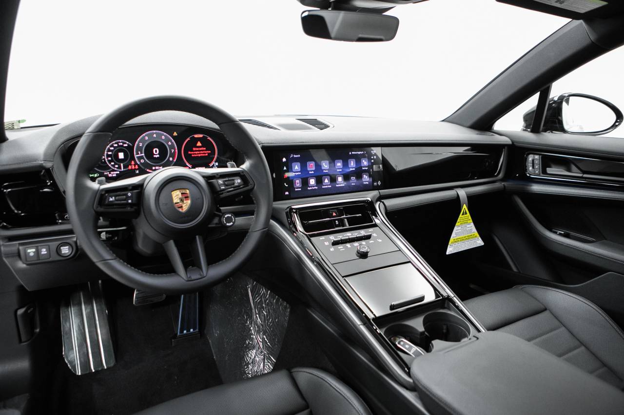 Thumbnail: 2026 Porsche Panamera - 19