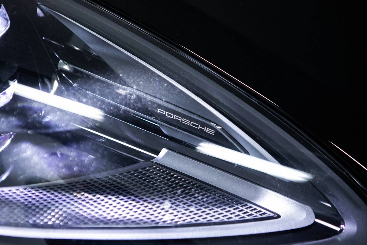 Thumbnail: 2026 Porsche Macan - 13