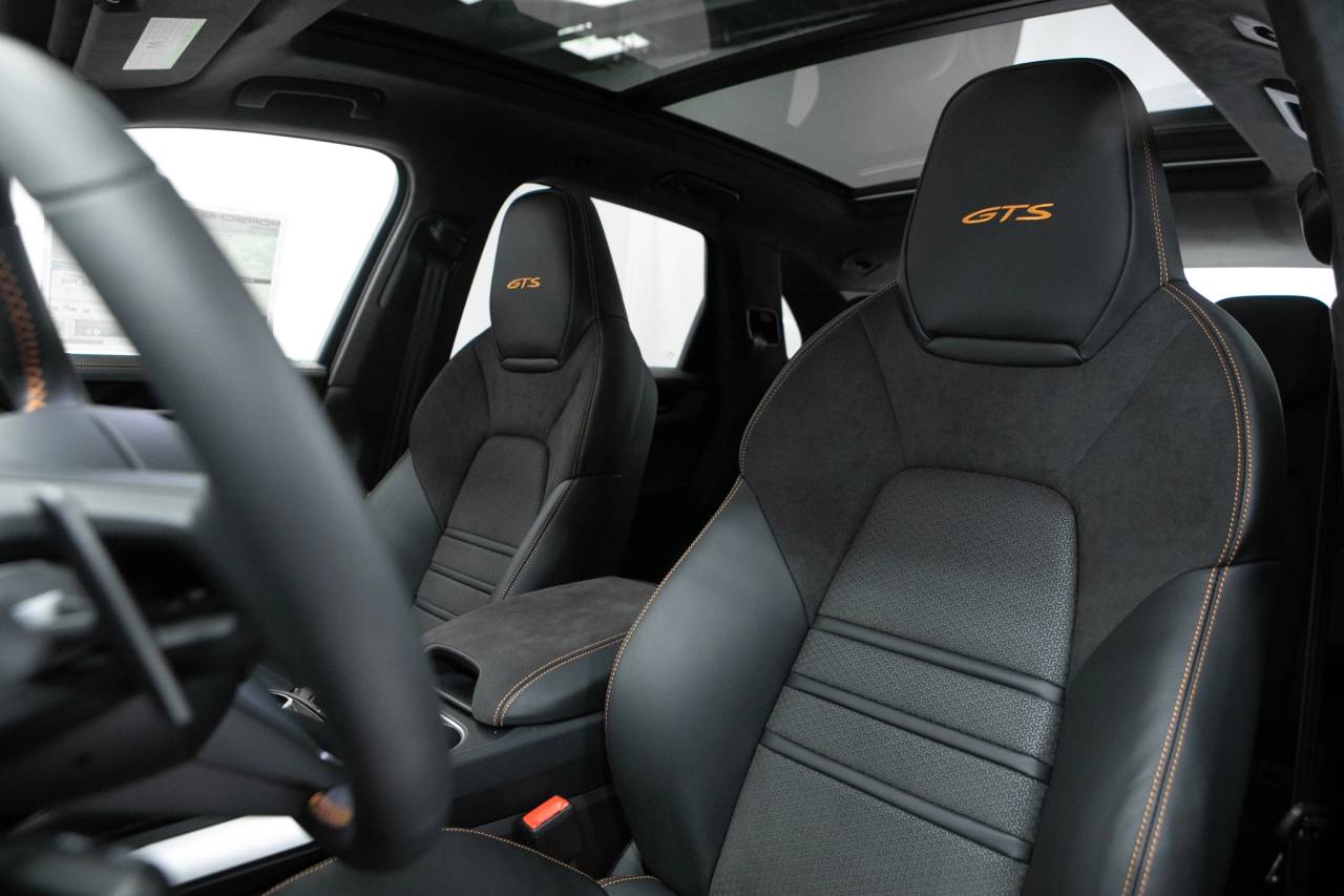 Thumbnail: 2026 Porsche Cayenne - 5