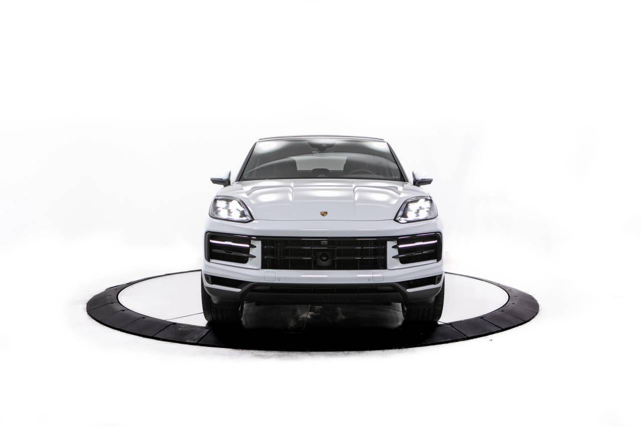 Thumbnail: 2026 Porsche  - 10