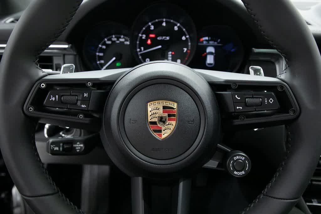 Thumbnail: 2025 Porsche Macan - 9