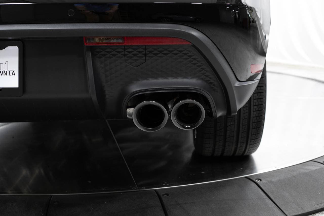 Thumbnail: 2025 Porsche Macan - 19