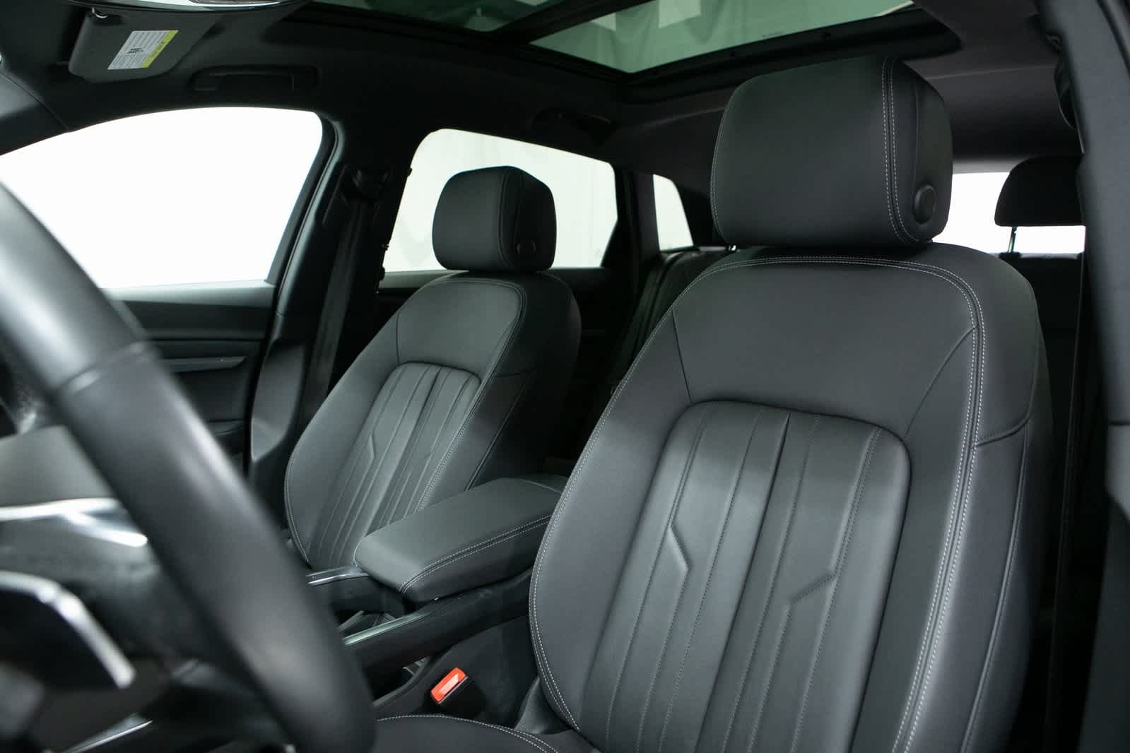 Thumbnail: 2022 Audi e-tron - 5