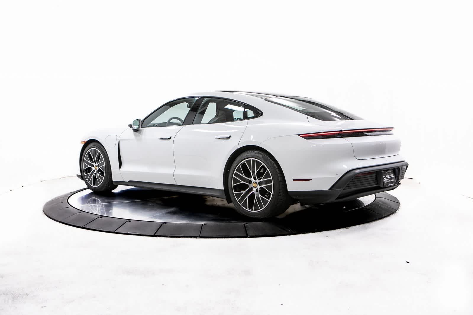 2024 Porsche Taycan Base photo 3