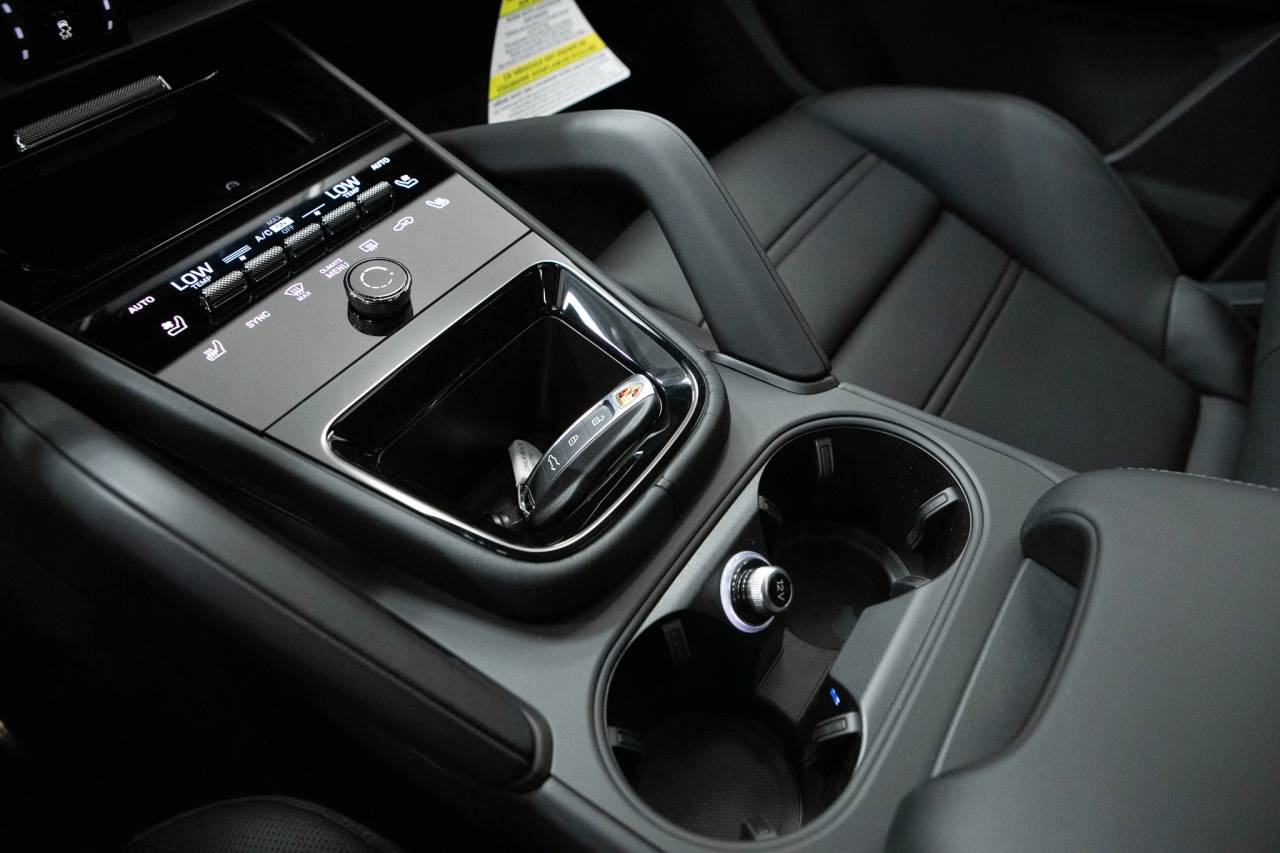 Thumbnail: 2026 Porsche  - 34