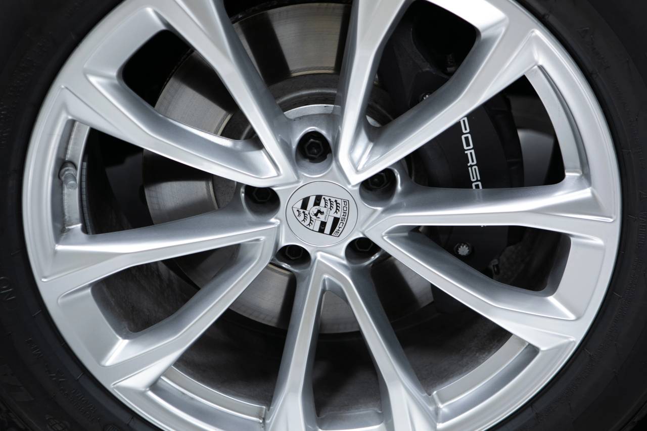 Thumbnail: 2026 Porsche Macan - 11