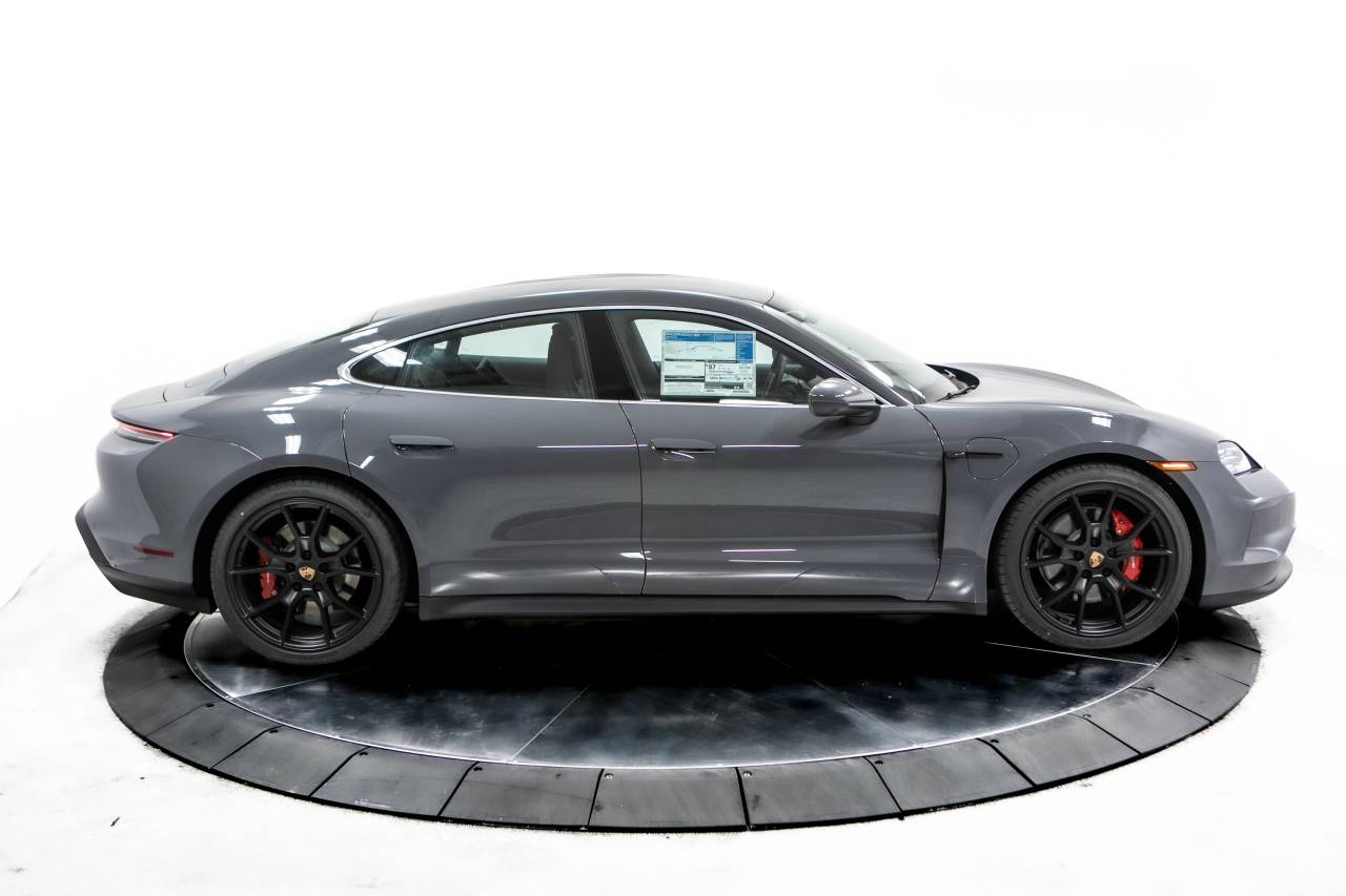 Thumbnail: 2025 Porsche Taycan - 6
