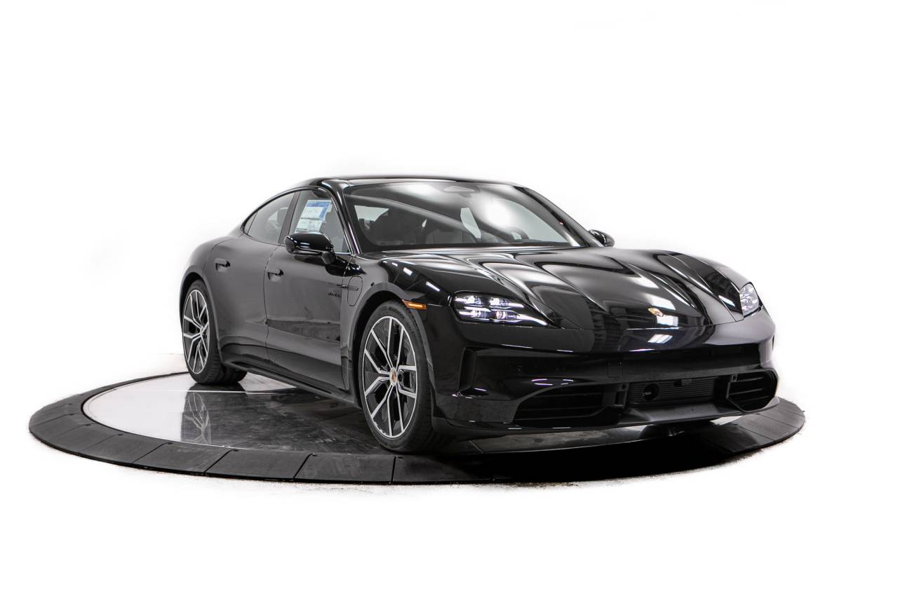 Thumbnail: 2026 Porsche Taycan - 9