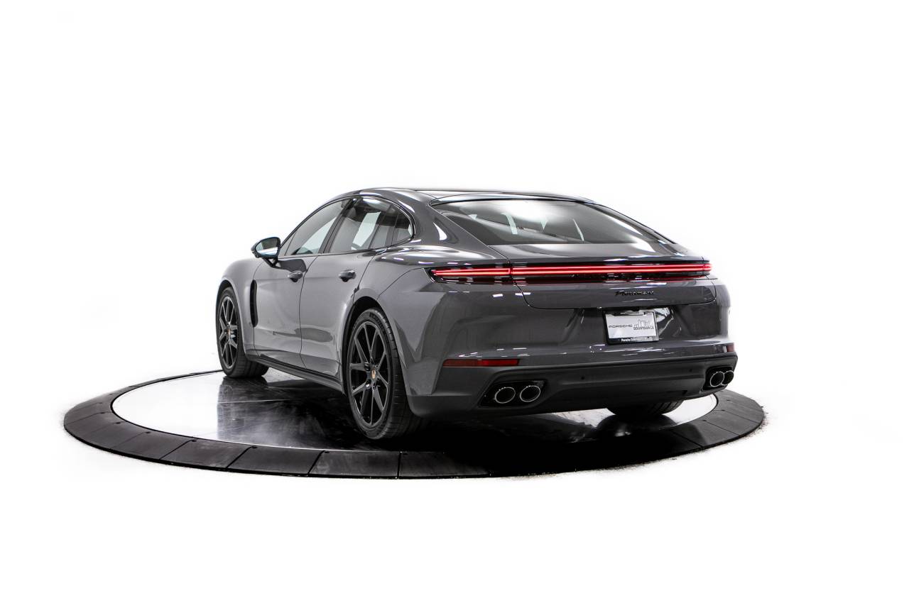 Thumbnail: 2026 Porsche Panamera - 3
