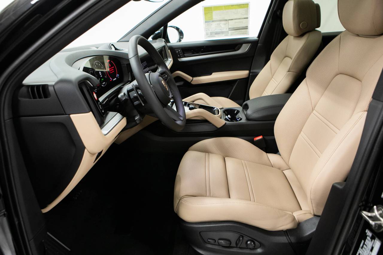 Thumbnail: 2026 Porsche  - 23