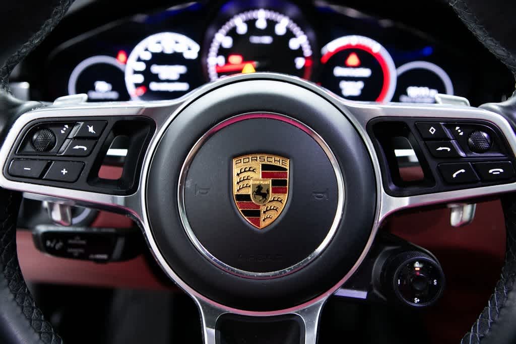 Thumbnail: 2022 Porsche Cayenne - 14