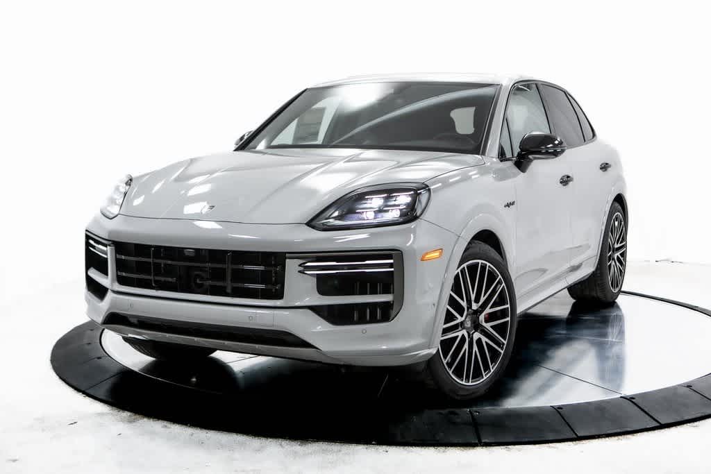 Thumbnail: 2025 Porsche Cayenne - 1