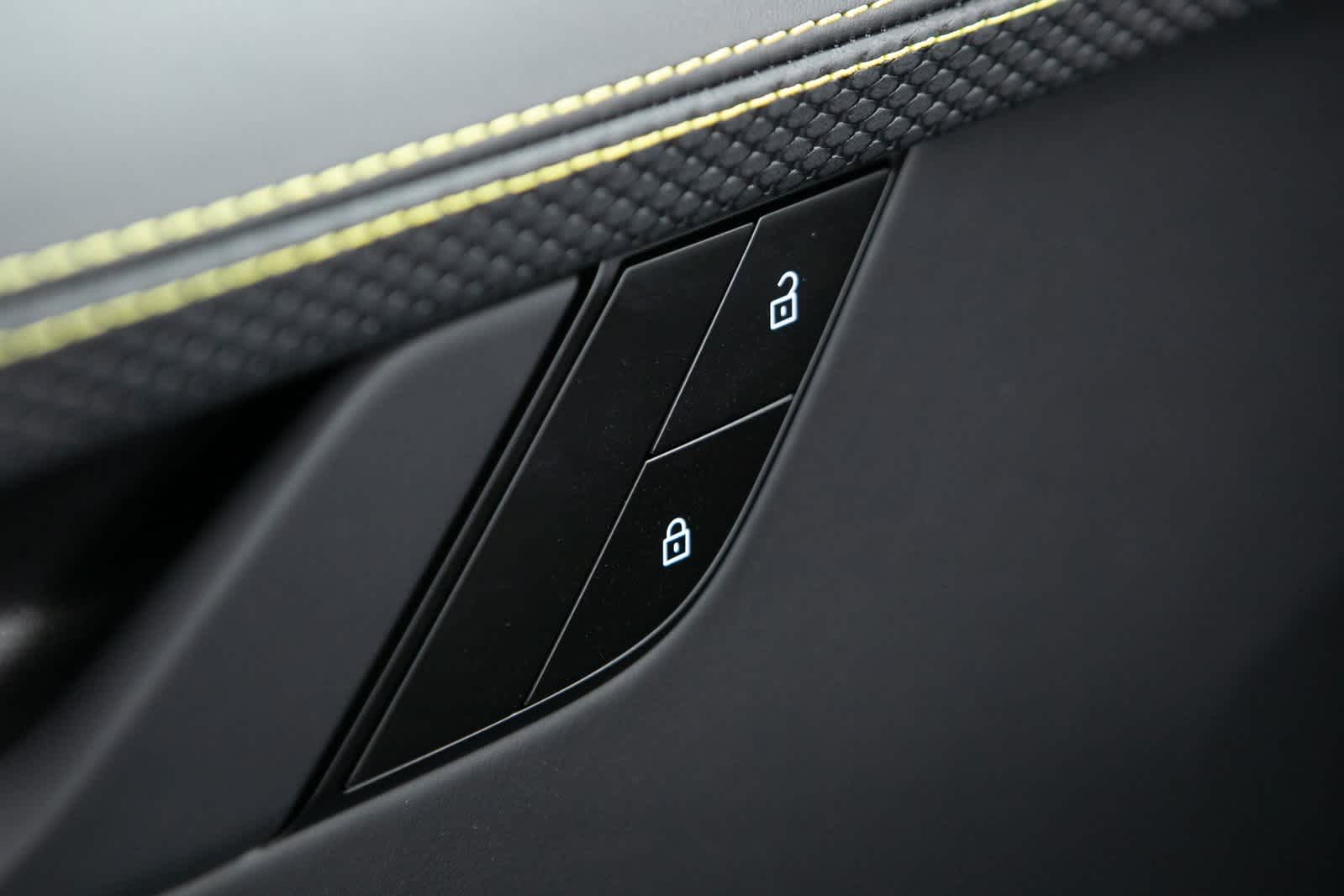 Thumbnail: 2025 Porsche 911 - 19