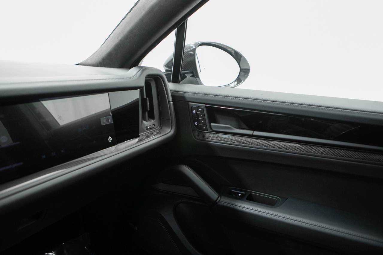 Thumbnail: 2026 Porsche  - 34