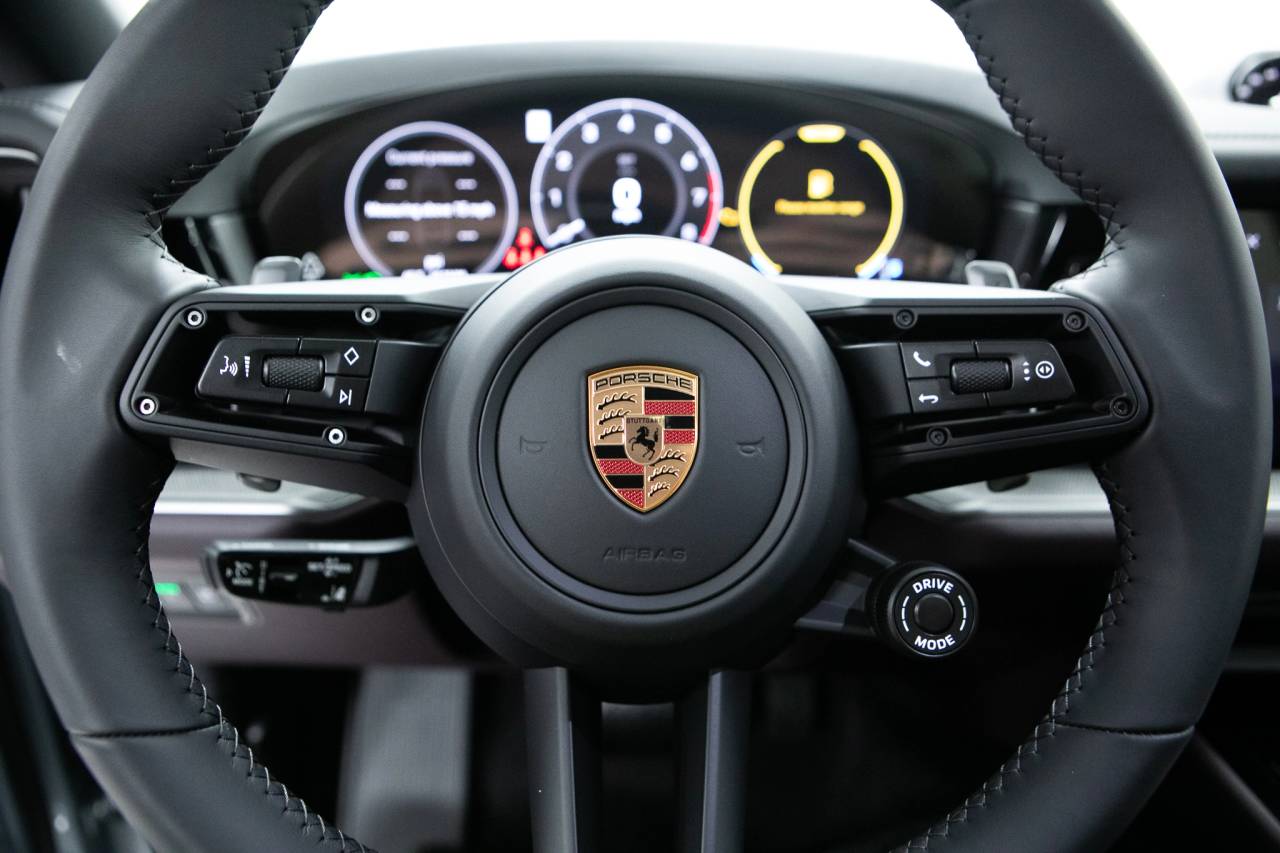 Thumbnail: 2026 Porsche  - 21