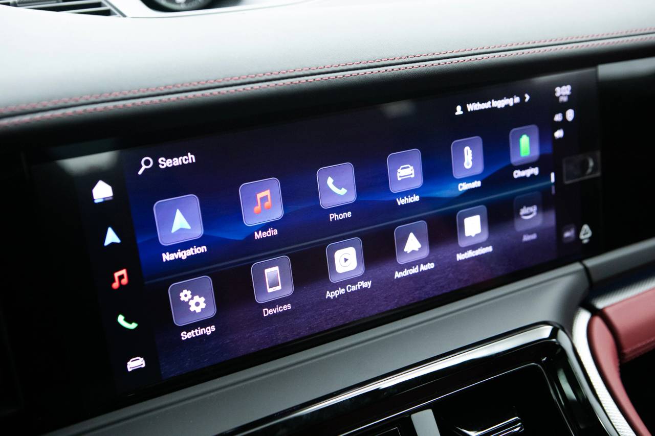 Thumbnail: 2026 Porsche Panamera - 22