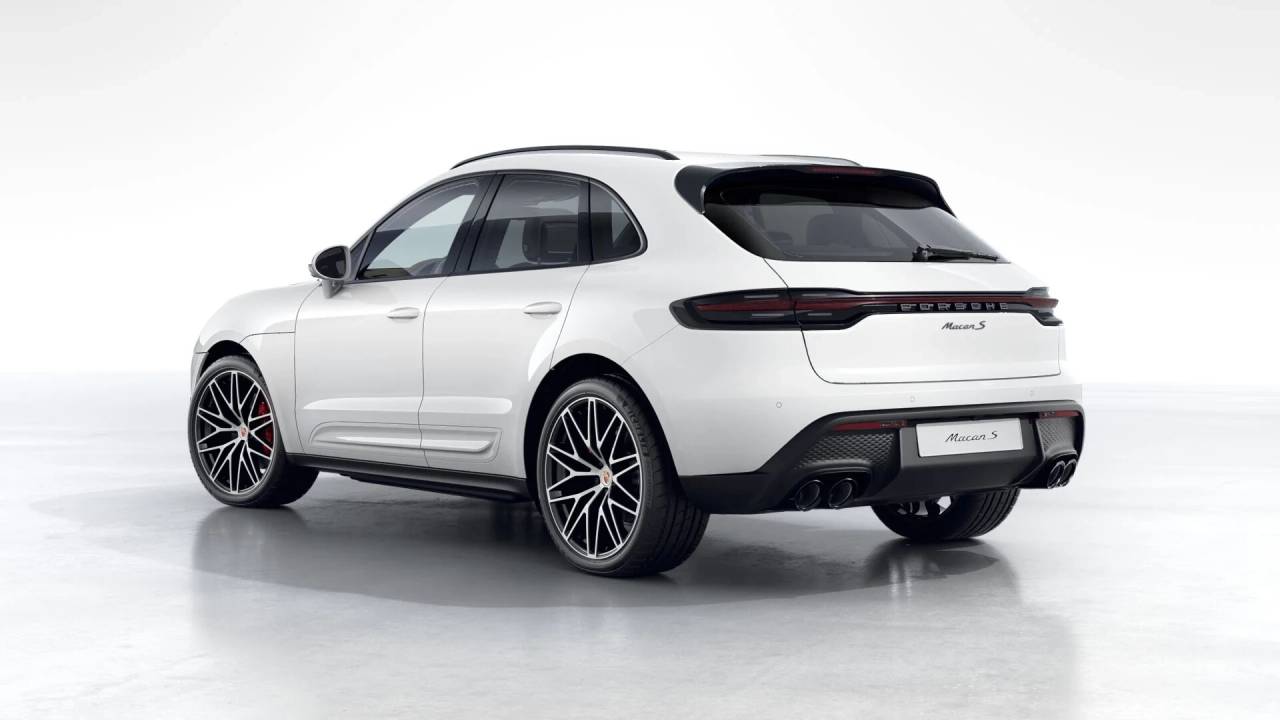 2026 Porsche Macan S photo 3
