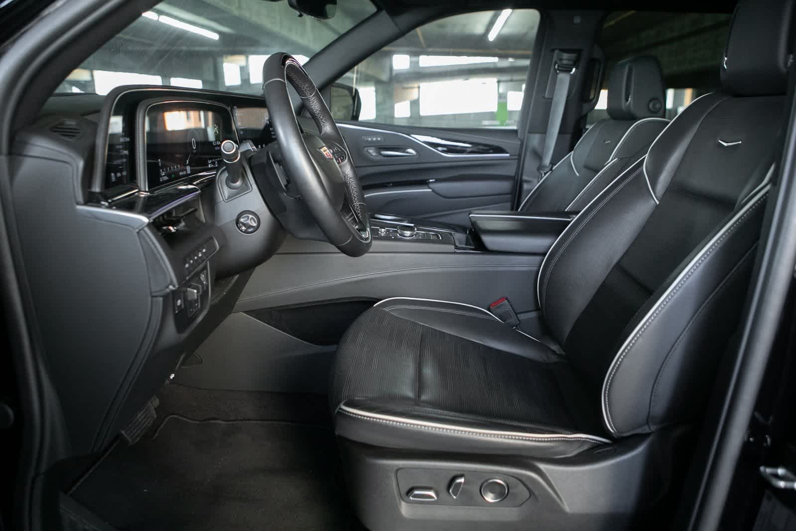 Thumbnail: 2024 Cadillac Escalade - 13