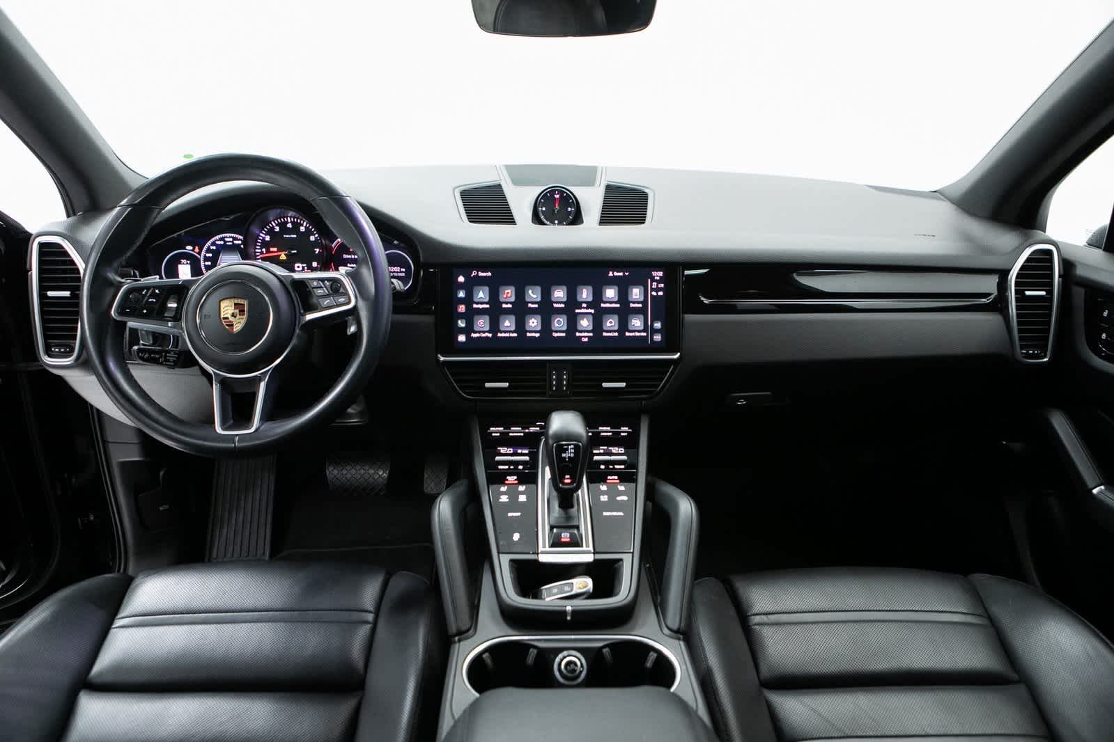 Thumbnail: 2023 Porsche Cayenne - 13