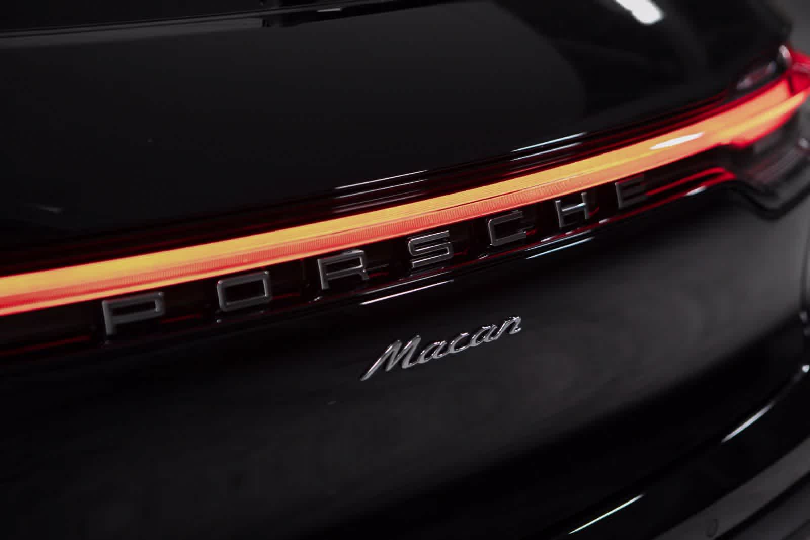 Thumbnail: 2026 Porsche Macan - 19