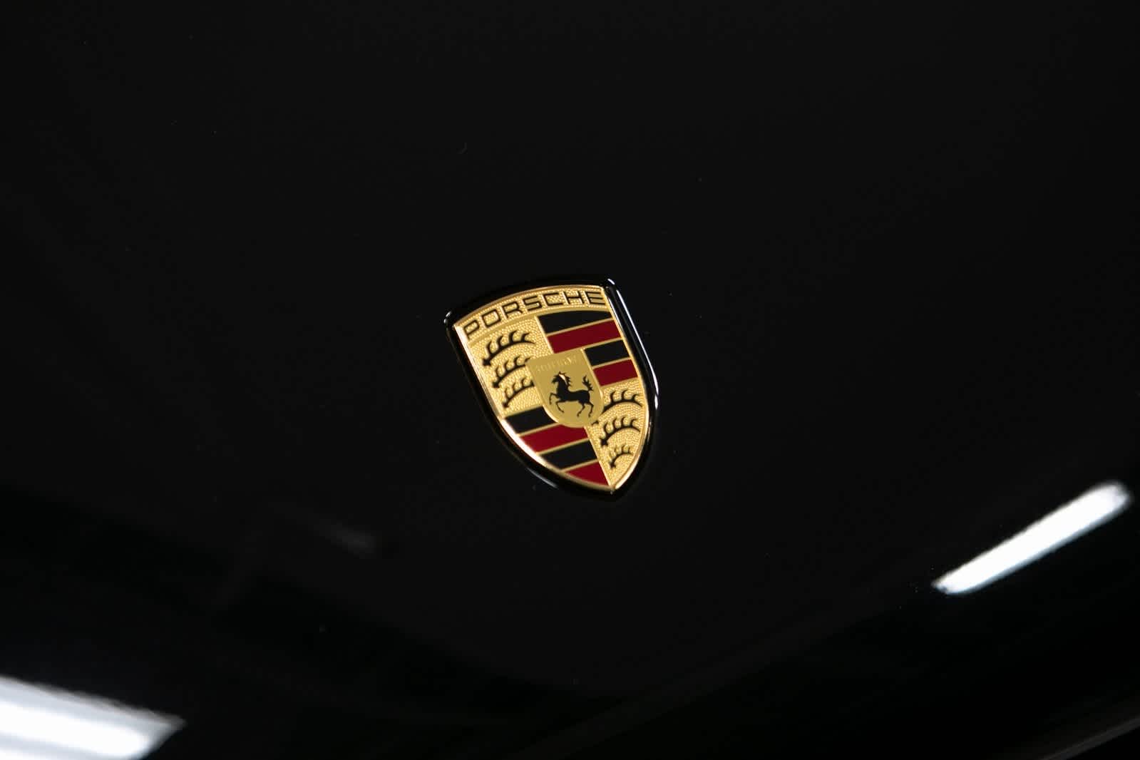 Thumbnail: 2025 Porsche Macan - 35