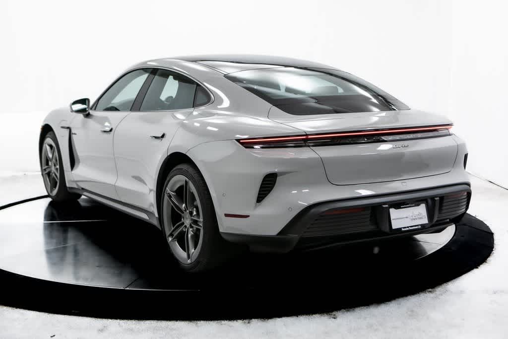 Thumbnail: 2025 Porsche Taycan - 3