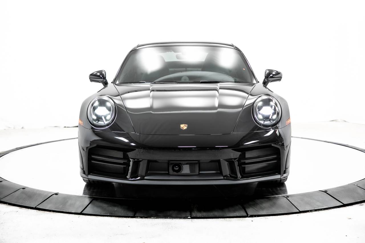 Thumbnail: 2025 Porsche 911 - 10