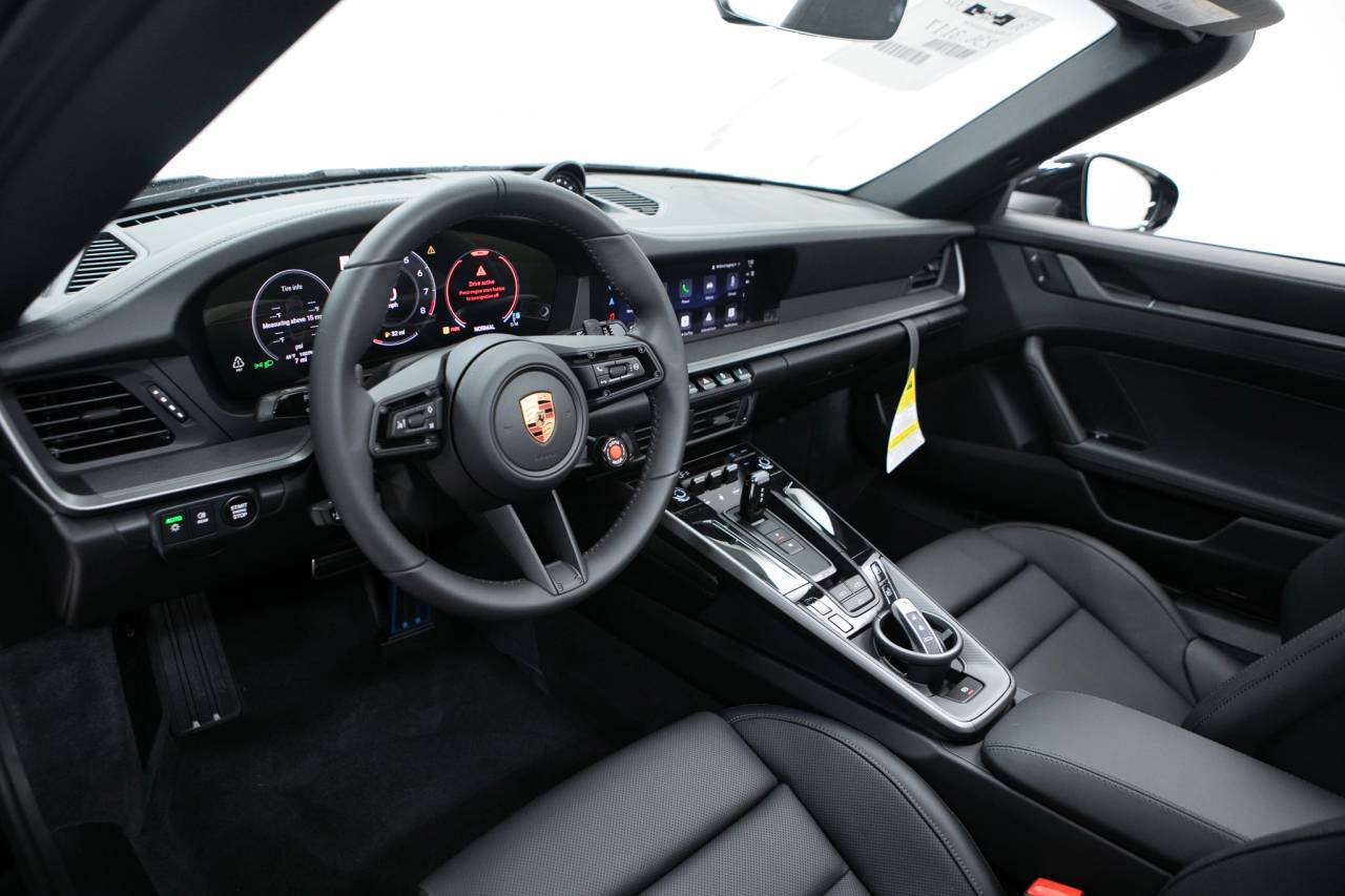 Thumbnail: 2026 Porsche 911 - 4