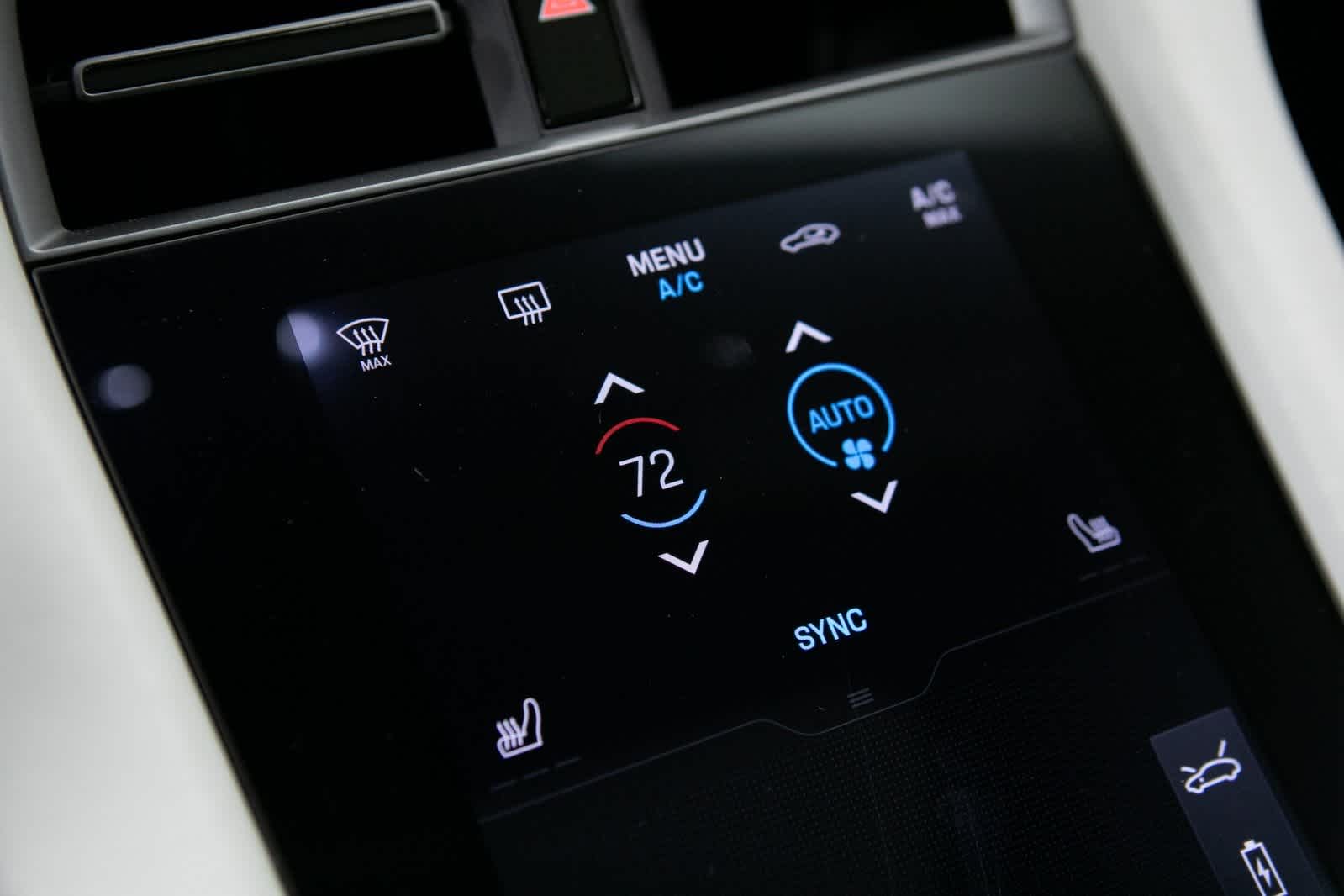 Thumbnail: 2024 Porsche Taycan - 22