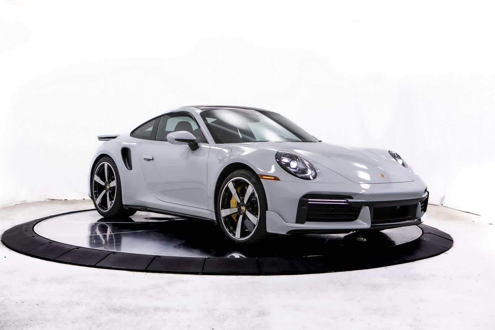 Thumbnail: 2025 Porsche 911 - 9