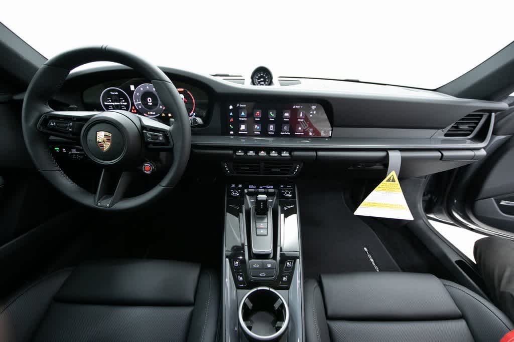 Thumbnail: 2025 Porsche 911 - 13
