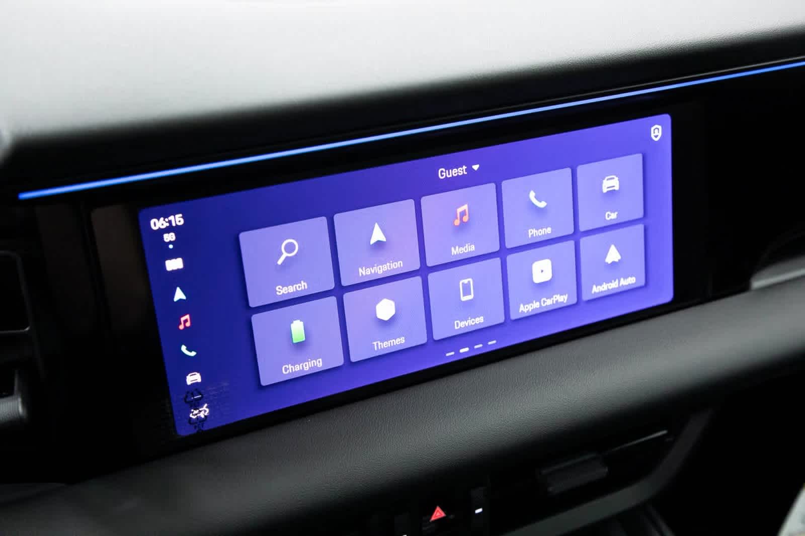 Thumbnail: 2025 Porsche Macan - 15