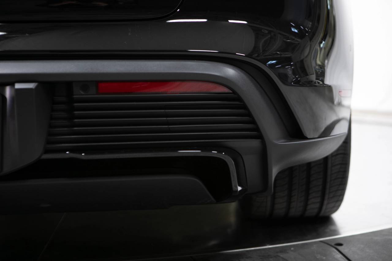 Thumbnail: 2026 Porsche Taycan - 17
