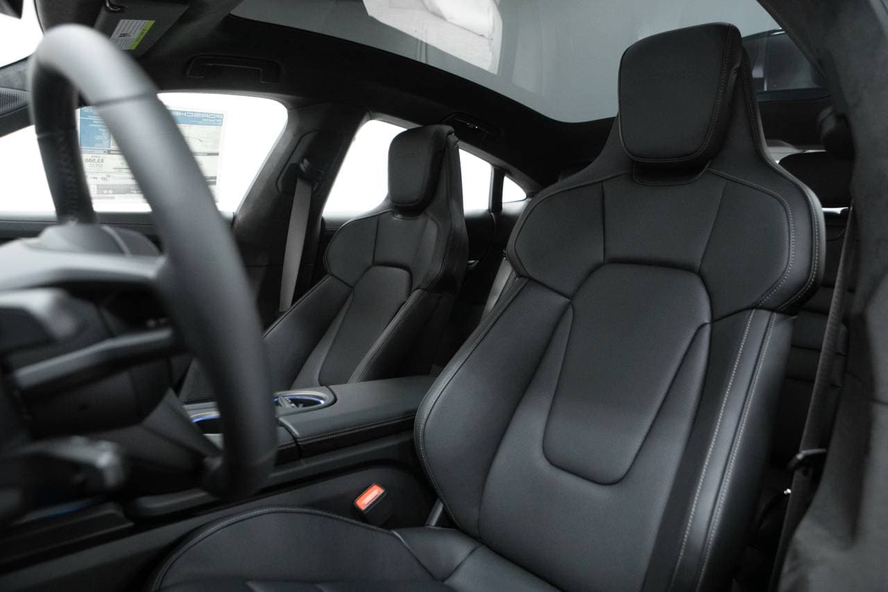 Thumbnail: 2026 Porsche Taycan - 5